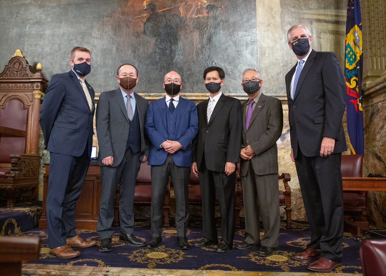 Stephens Honors Korean Businesses, Leaders for Donations During Pandemic 